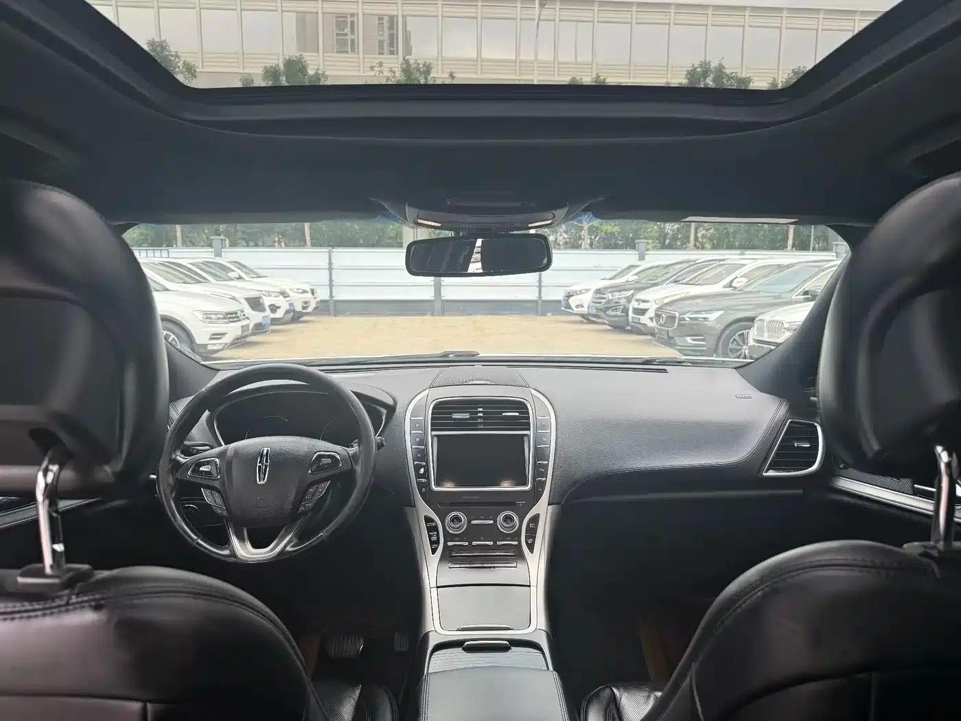 Lincoln MKX 2018 2.0T AWD Premium Edition — миниатюра 6
