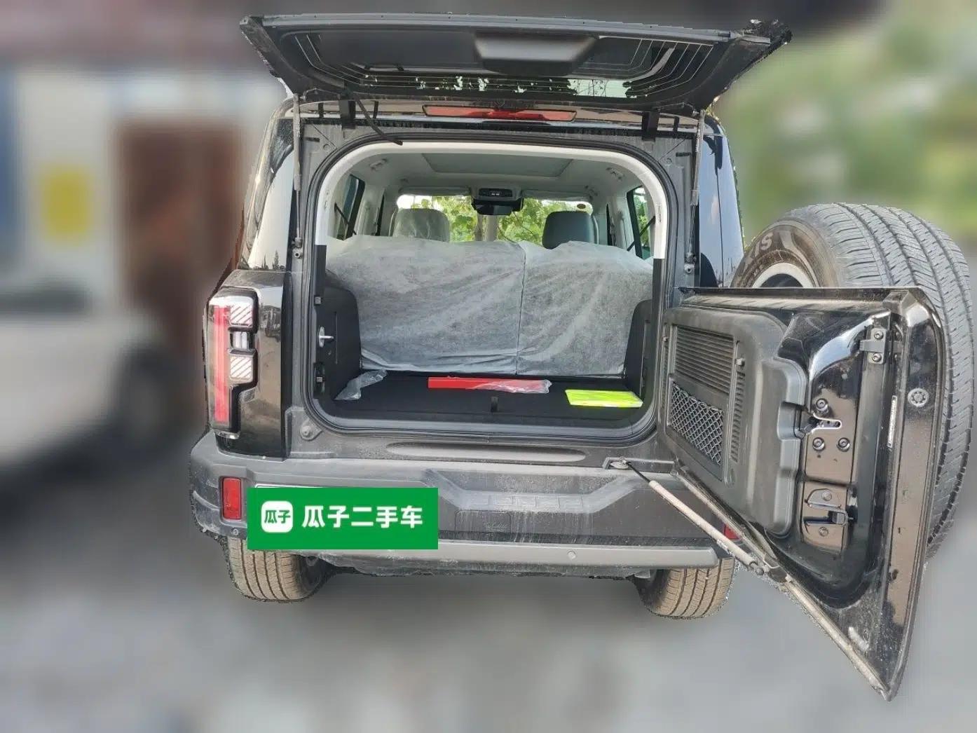 BAIC Off-Road BJ40 Electric Drive 2025 Standard Version I — миниатюра 19