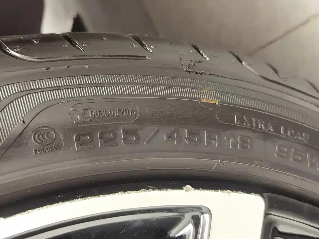 Lynk & Co 03 2023 1.5TD DCT Pro — миниатюра 24