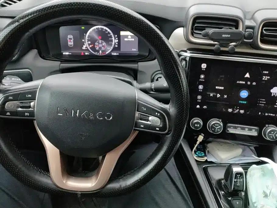 Lynk & Co 03 2018 1.5TD DCT Pro Edition (National V Emission Standard) — миниатюра 12