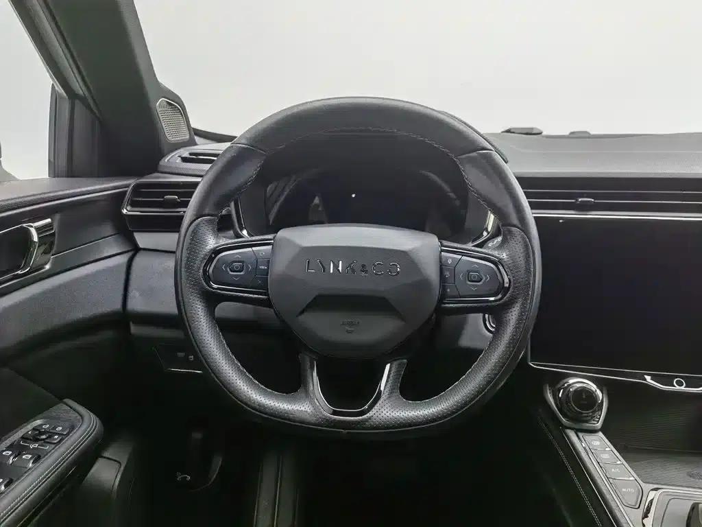 Lynk & Co 01 2023 1.5TD EM-F PM — миниатюра 11