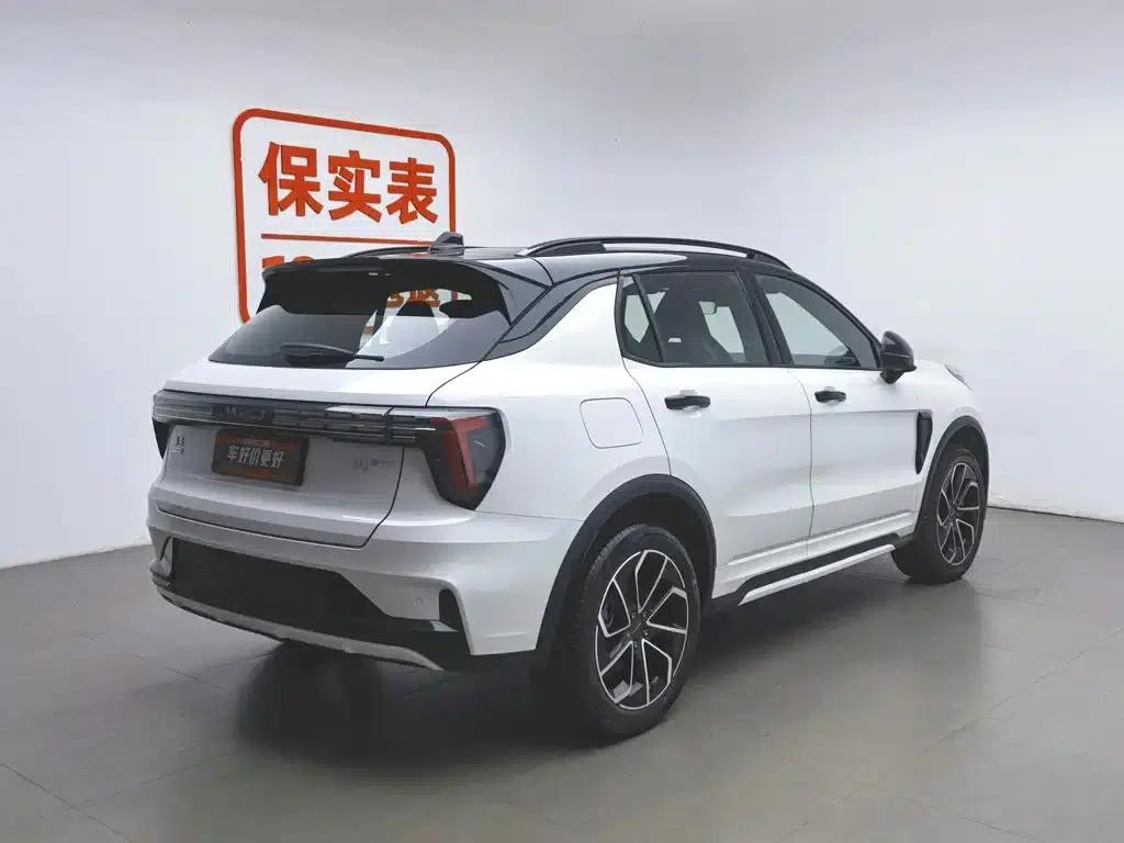 Lynk & Co 01 2023 1.5TD EM-F PM — миниатюра 2
