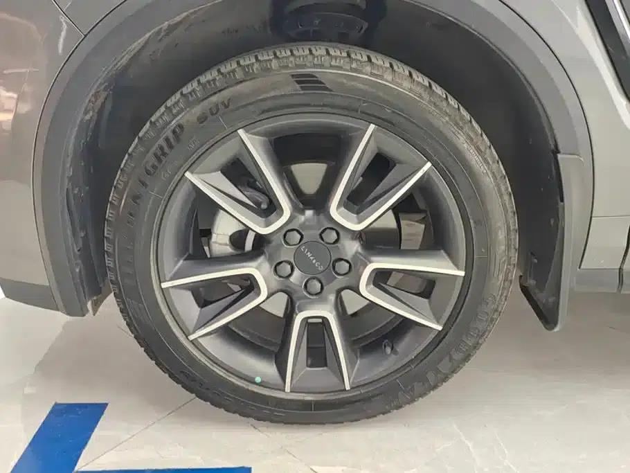 Lynk & Co 01 2021 2.0TD Two-Wheel Drive Pro — миниатюра 6