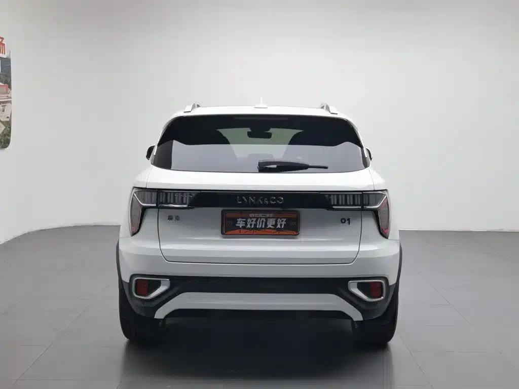 Lynk & Co 01 2017 2.0T 2WD Pro Edition — миниатюра 4