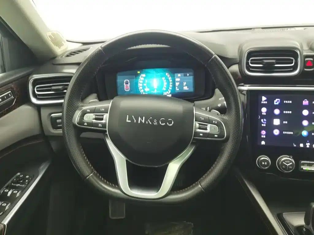 Lynk & Co 02 2019 1.5T DCT 2WD Pro Edition (China VI Emission Standard) — миниатюра 11