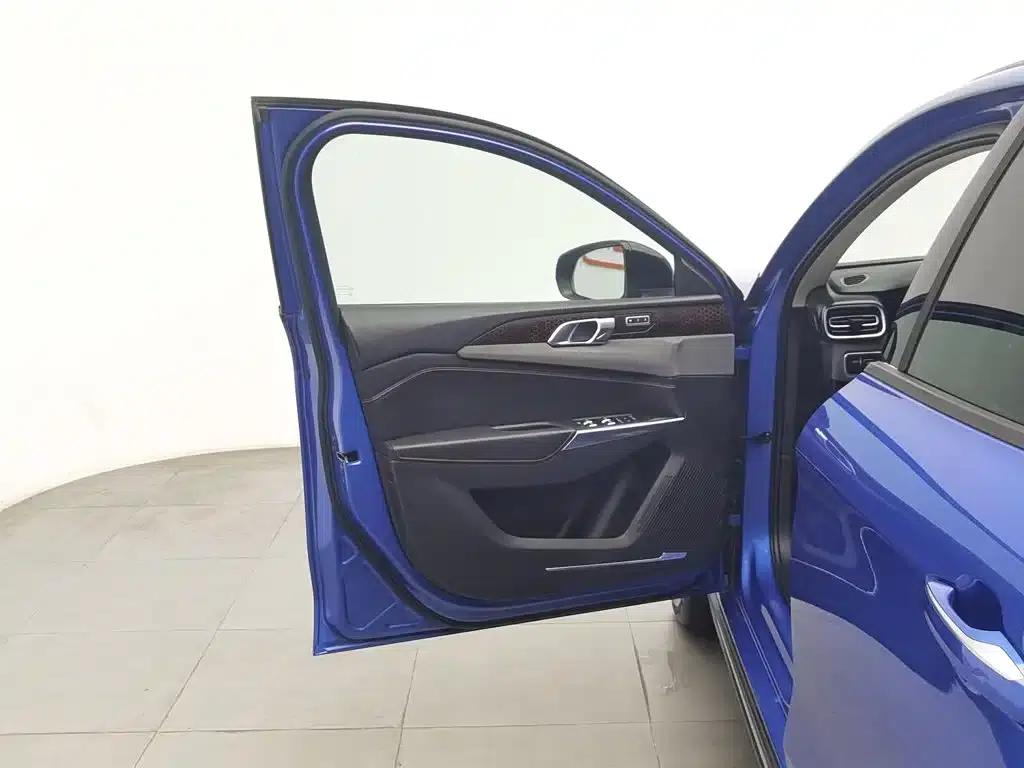 Lynk & Co 02 2019 1.5T DCT 2WD Pro Edition (China VI Emission Standard) — миниатюра 8