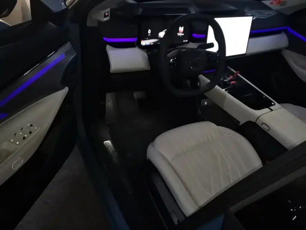 Lynk & Co 08 EM-P 2026 Model 210 AWD Performance Ultra H7 — миниатюра 23