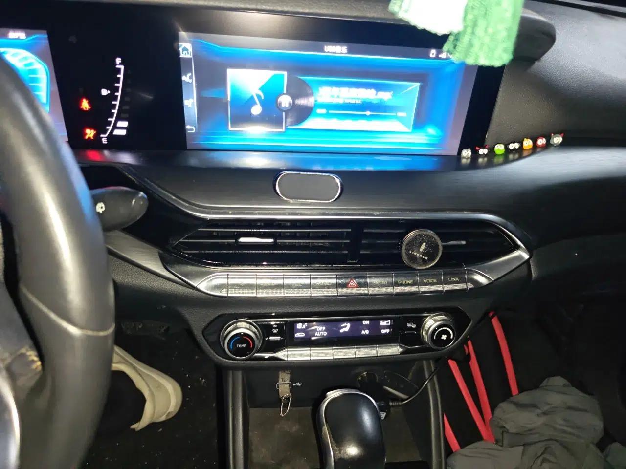 Bestune T77 2019 230 TID Automatic Luxury Version China VI Emission Standard — миниатюра 13