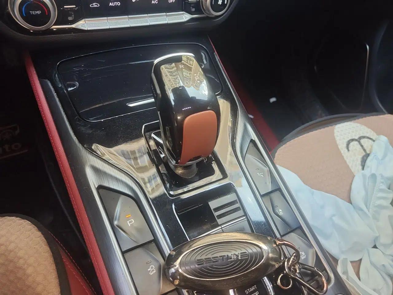 Bestune T77 2020 PRO 280 TID Automatic Prestige Model — миниатюра 14
