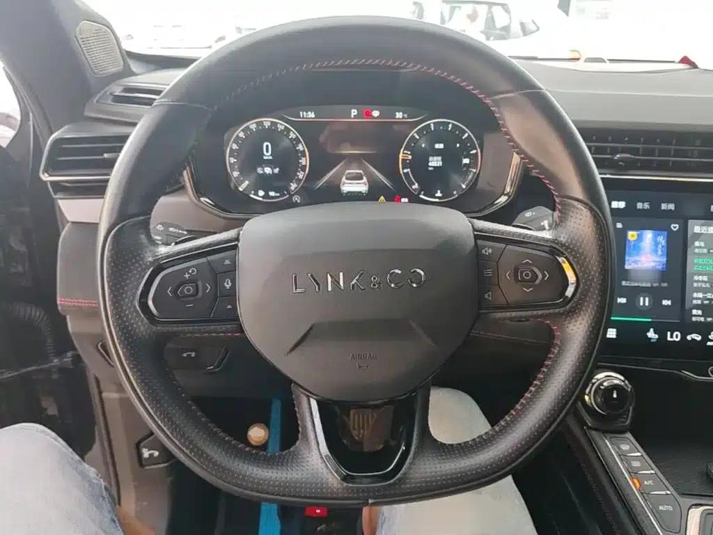Lynk & Co 05 2022 2.0TD AWD Halo — миниатюра 11
