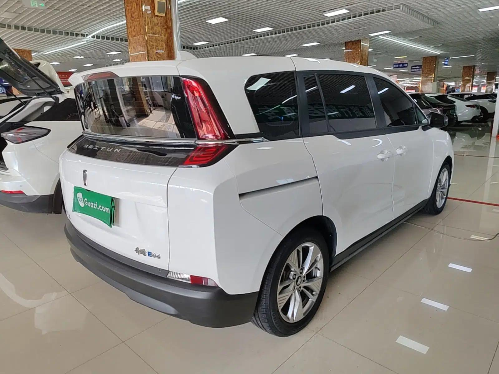 Bestune NAT 2022 Comfort Travel Version 100kW 425km — миниатюра 6