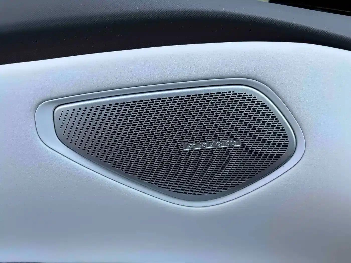Lynk & Co Z10 2024 Model 95kWh 702km AWD Intelligent Driving Ultra — миниатюра 11