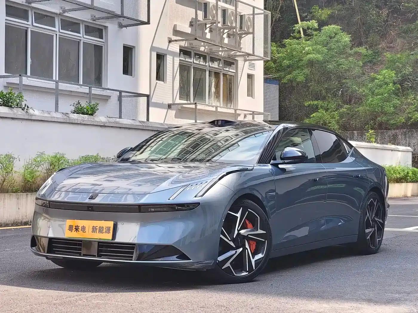 Lynk & Co Z10 2024 Model 95kWh 702km AWD Intelligent Driving Ultra — миниатюра 1