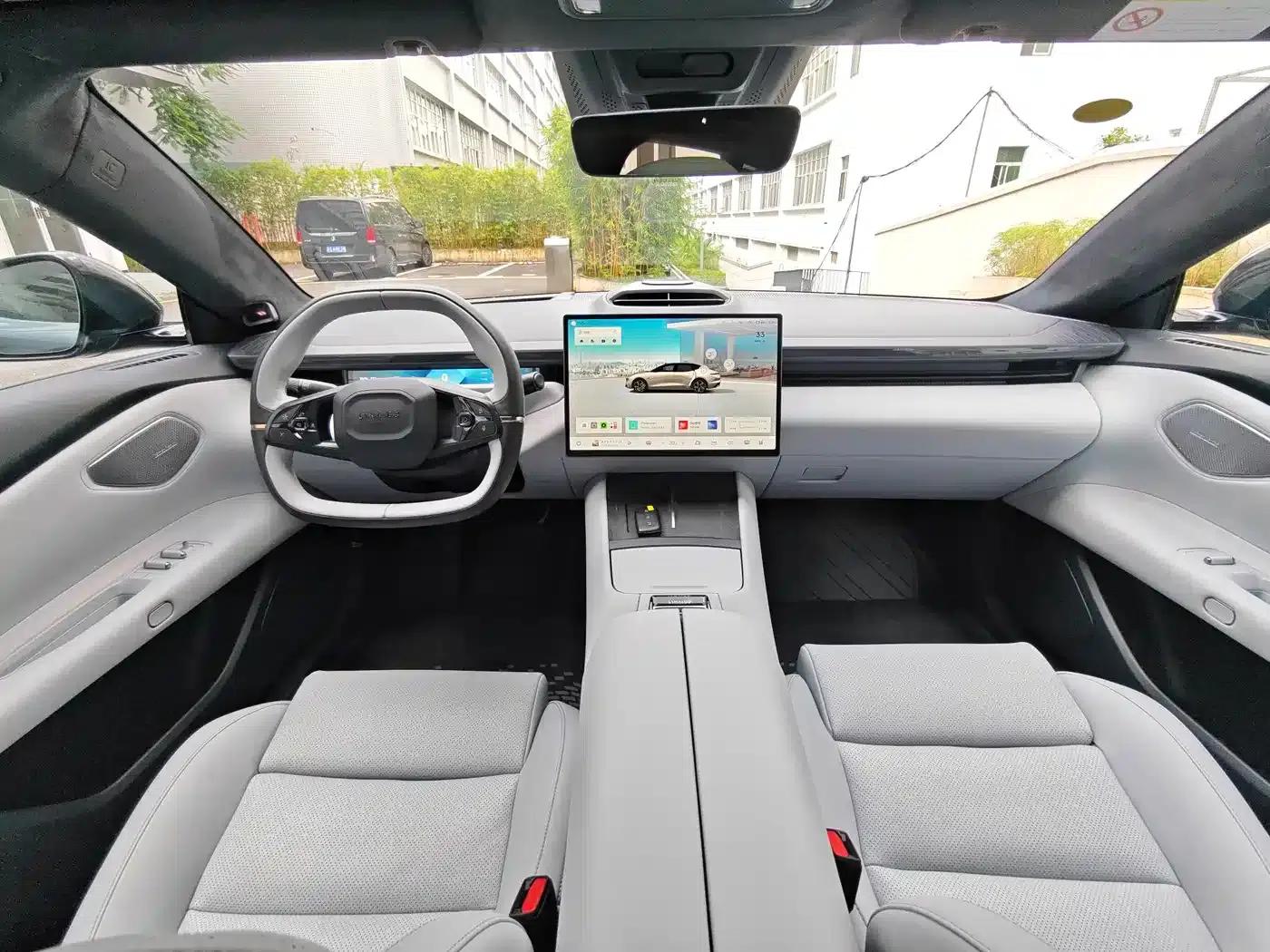 Lynk & Co Z10 2024 Model 95kWh 702km AWD Intelligent Driving Ultra — миниатюра 13