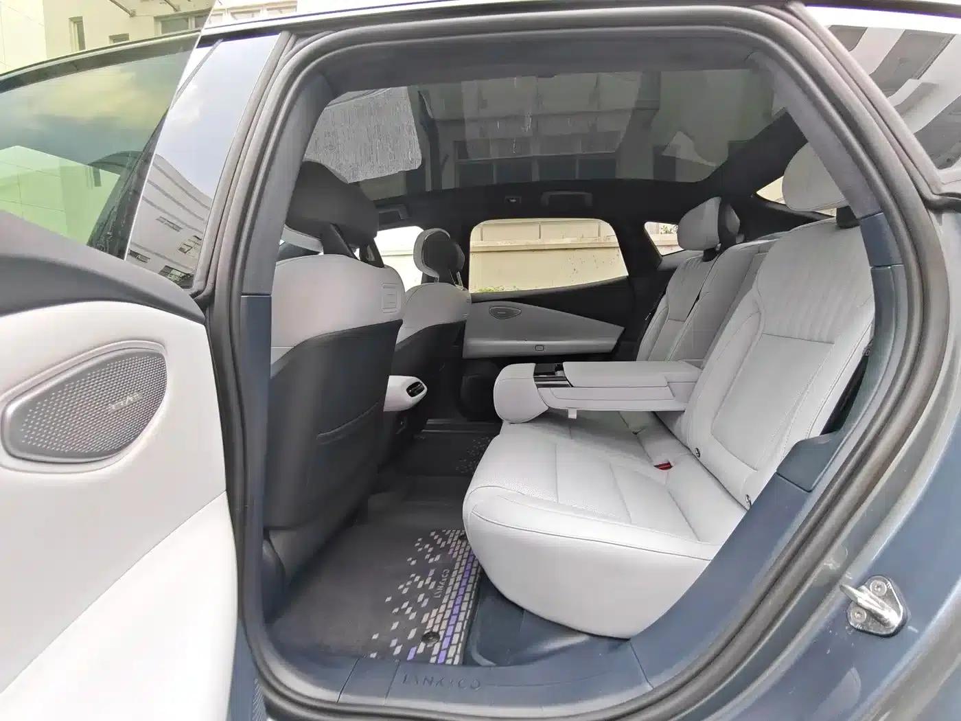 Lynk & Co Z10 2024 Model 95kWh 702km AWD Intelligent Driving Ultra — миниатюра 14