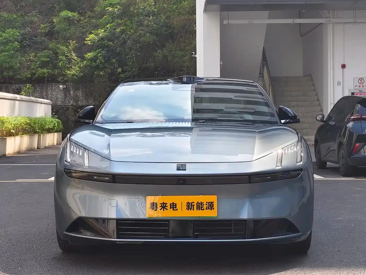 Lynk & Co Z10 2024 Model 95kWh 702km AWD Intelligent Driving Ultra — миниатюра 3