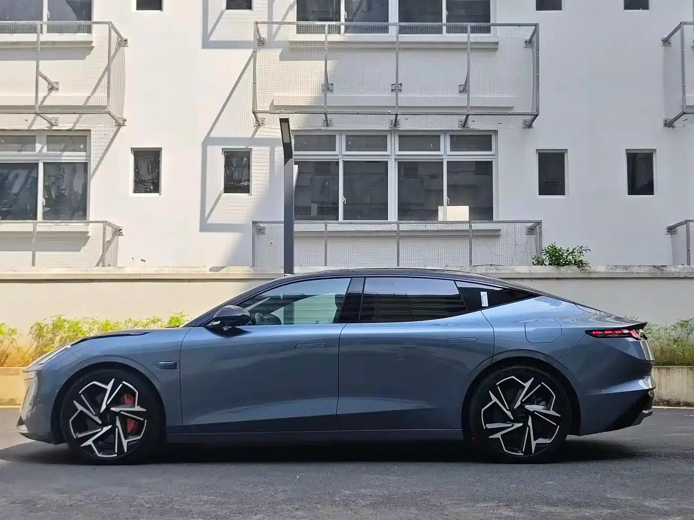 Lynk & Co Z10 2024 Model 95kWh 702km AWD Intelligent Driving Ultra — миниатюра 5