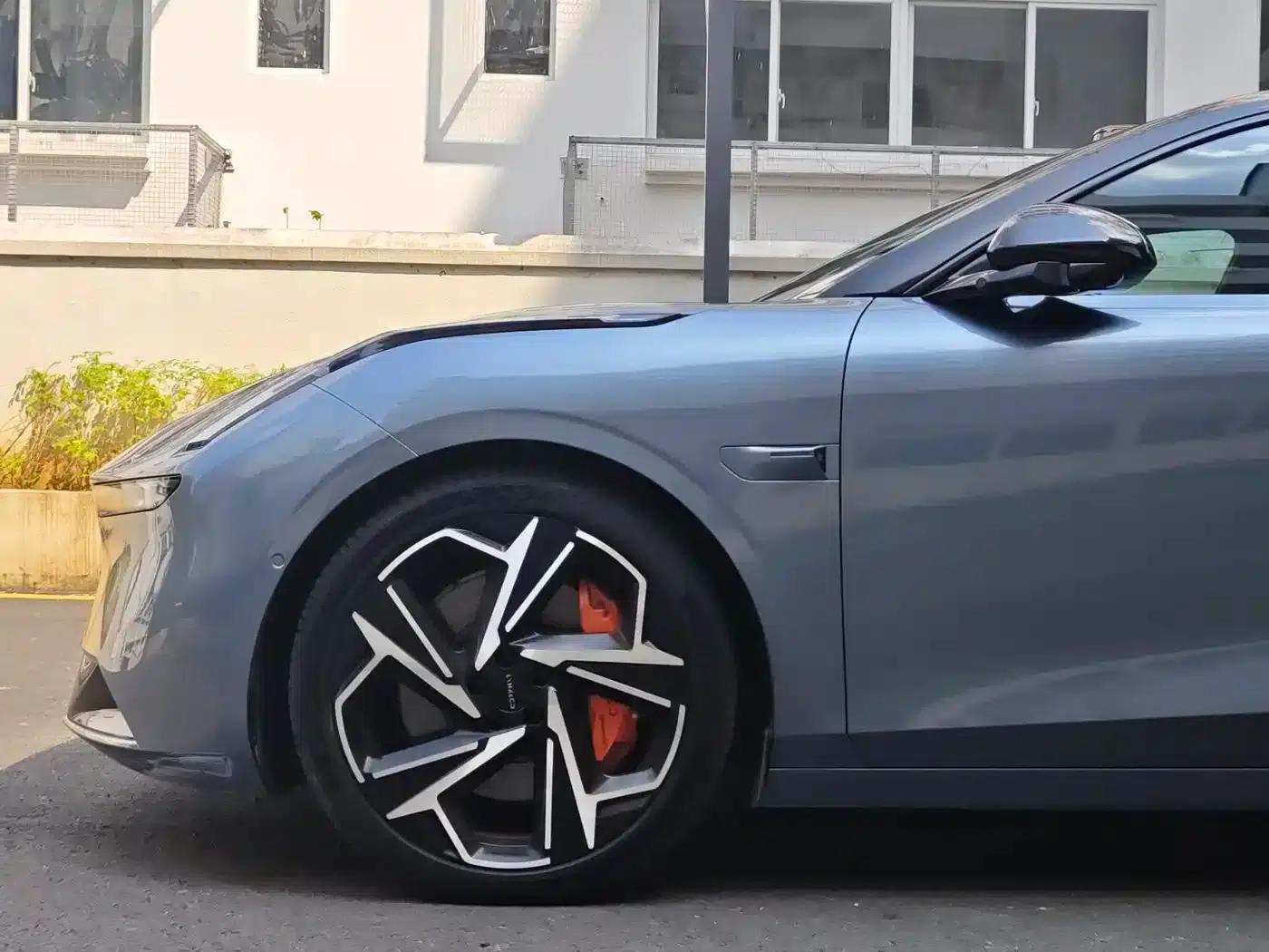 Lynk & Co Z10 2024 Model 95kWh 702km AWD Intelligent Driving Ultra — миниатюра 8