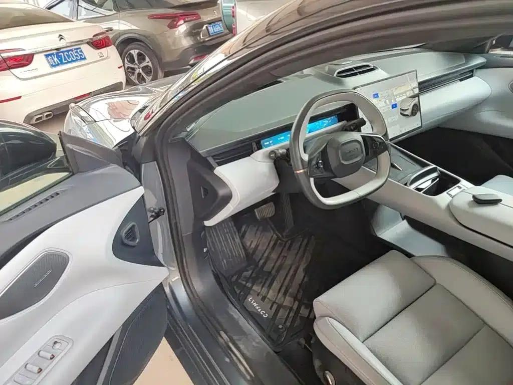 Lynk & Co Z10 2024 Model 95kWh 702km AWD Intelligent Driving Ultra — миниатюра 12
