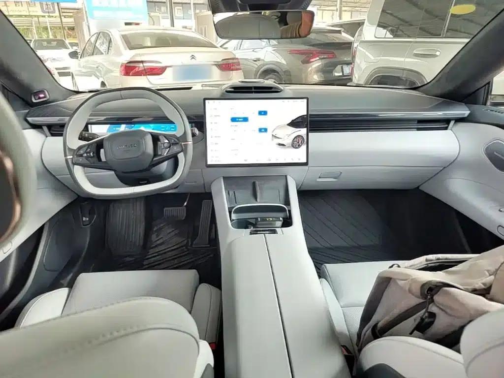 Lynk & Co Z10 2024 Model 95kWh 702km AWD Intelligent Driving Ultra — миниатюра 6