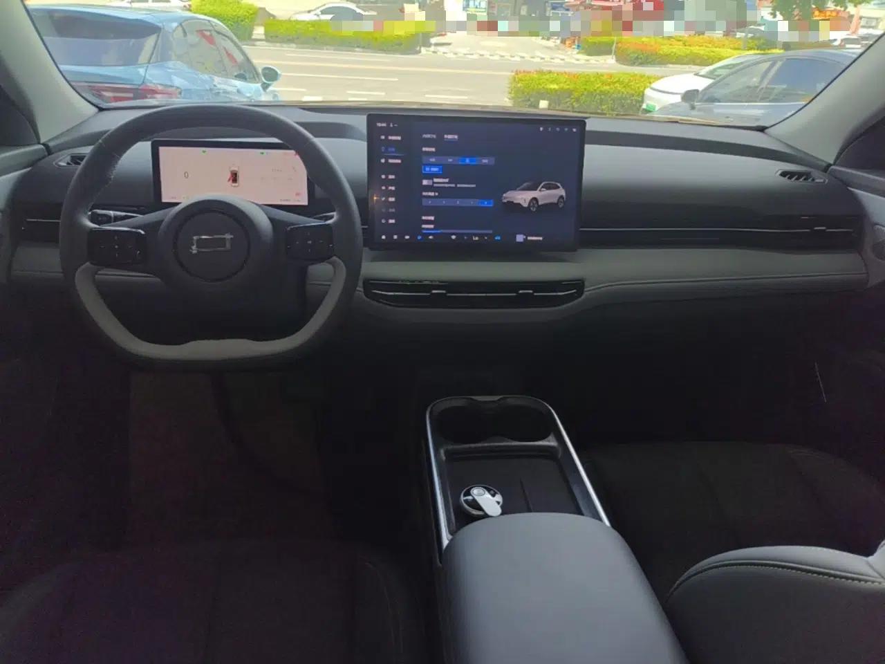 Bestune Yueyi 03 2025 565km Premium Edition — миниатюра 12