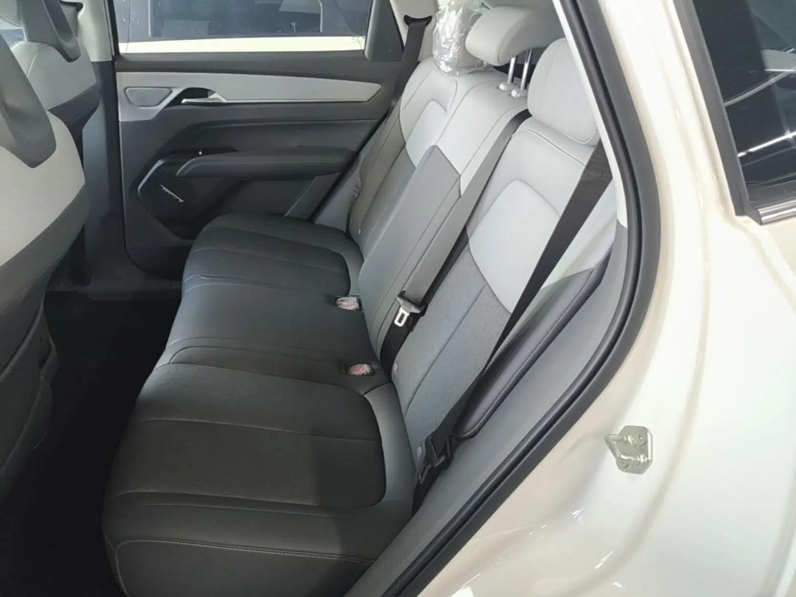 Bestune Yueyi 03 2025 565km Premium Edition — миниатюра 20