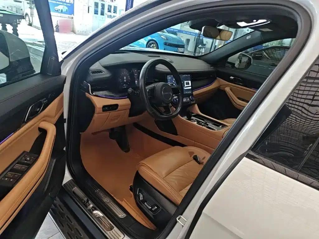 Lynk & Co 09 EM-P 2021 2.0T PHEV Ultra Six-Seater — миниатюра 15