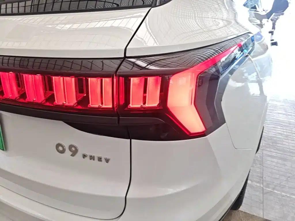 Lynk & Co 09 EM-P 2021 2.0T PHEV Ultra Six-Seater — миниатюра 8