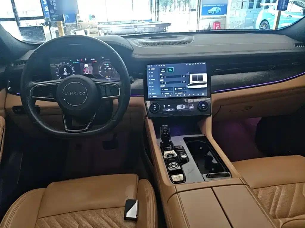 Lynk & Co 09 EM-P 2021 2.0T PHEV Ultra Six-Seater — миниатюра 10