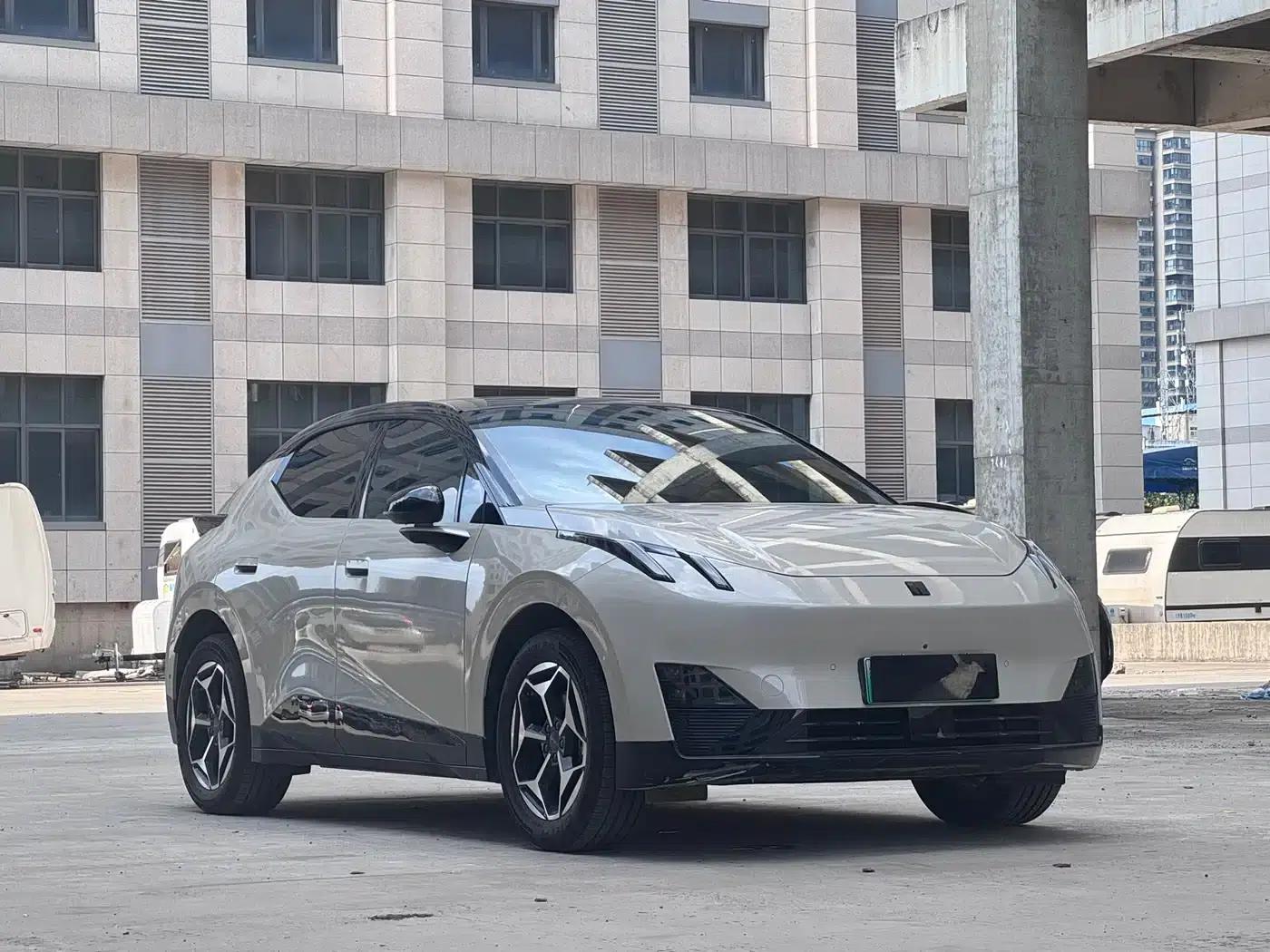 Lynk & Co Z20 2026 Model 430km RWD Pro — миниатюра 3