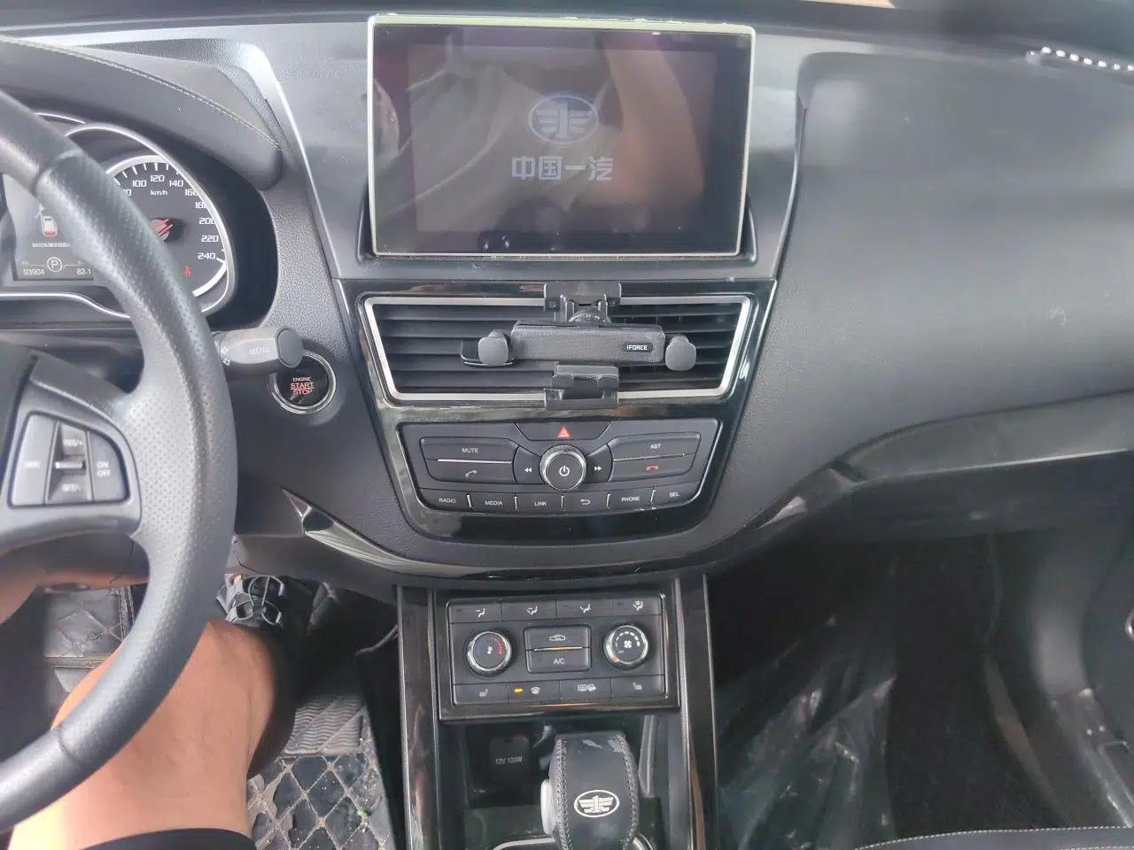Bestune X40 2017 1.6L Automatic Prestige Edition — миниатюра 13