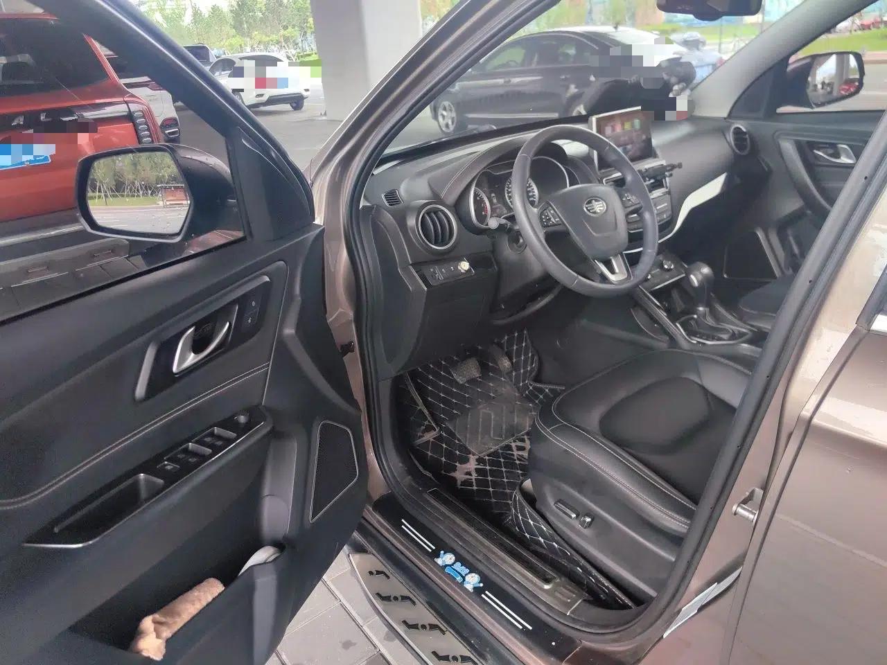 Bestune X40 2017 1.6L Automatic Prestige Edition — миниатюра 16