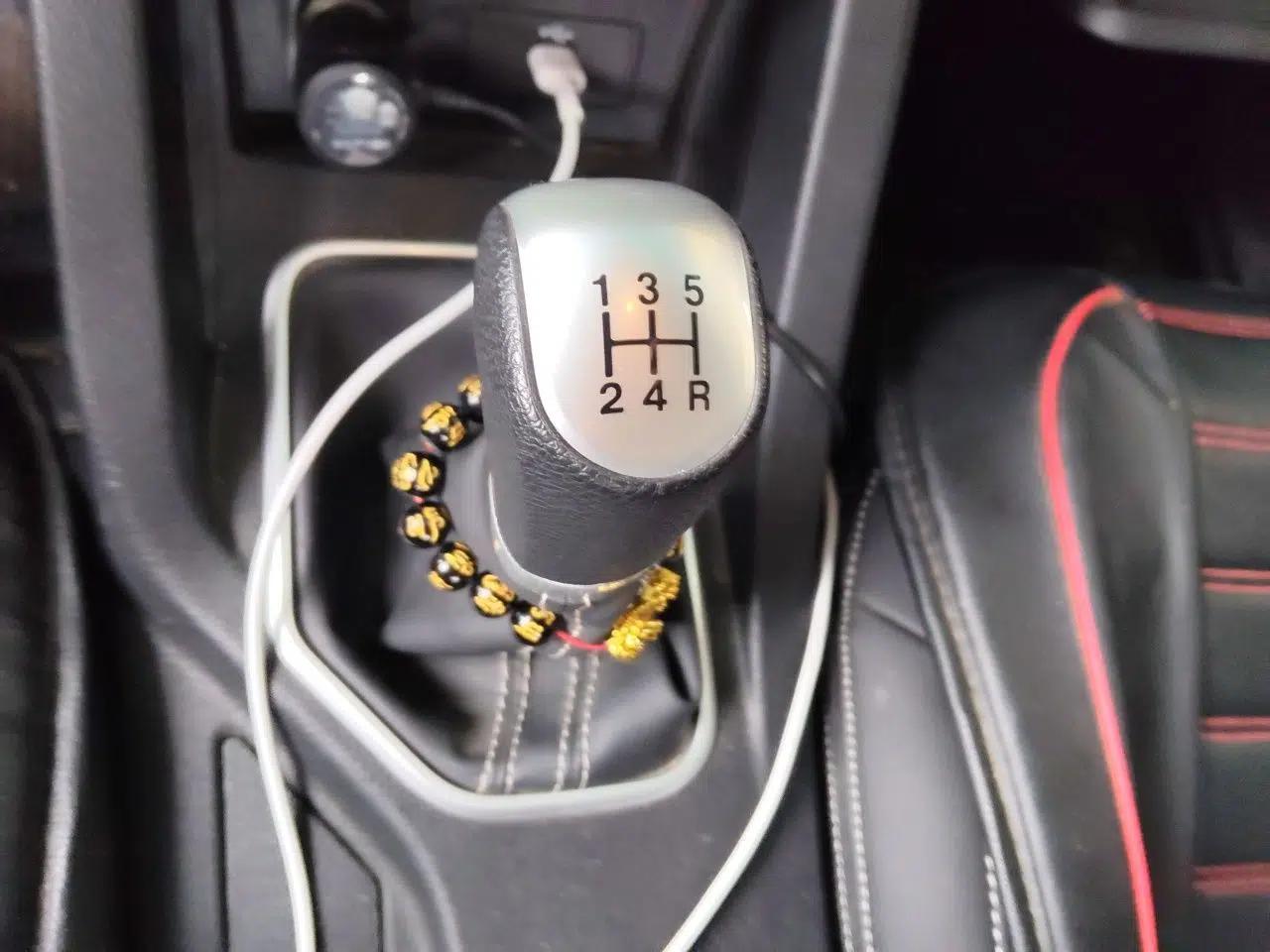 Bestune X40 2017 1.6L Manual Luxury Edition — миниатюра 14