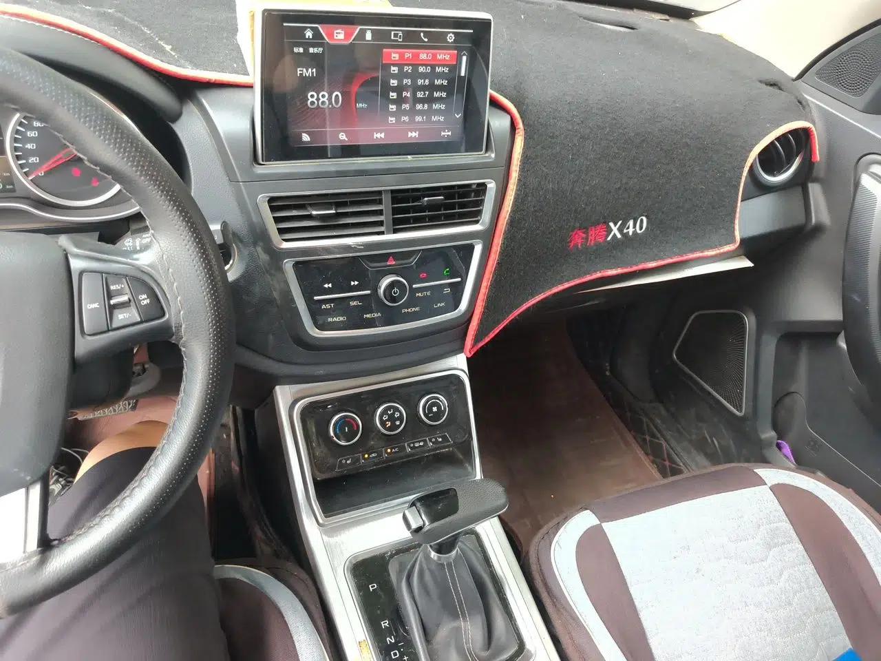 Bestune X40 2019 1.6L Automatic Luxury Version China V Emission Standard — миниатюра 13