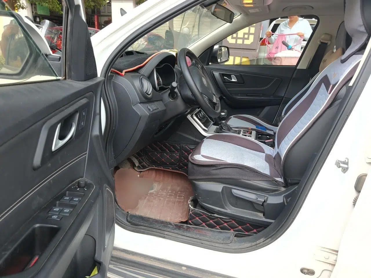 Bestune X40 2019 1.6L Automatic Luxury Version China V Emission Standard — миниатюра 16