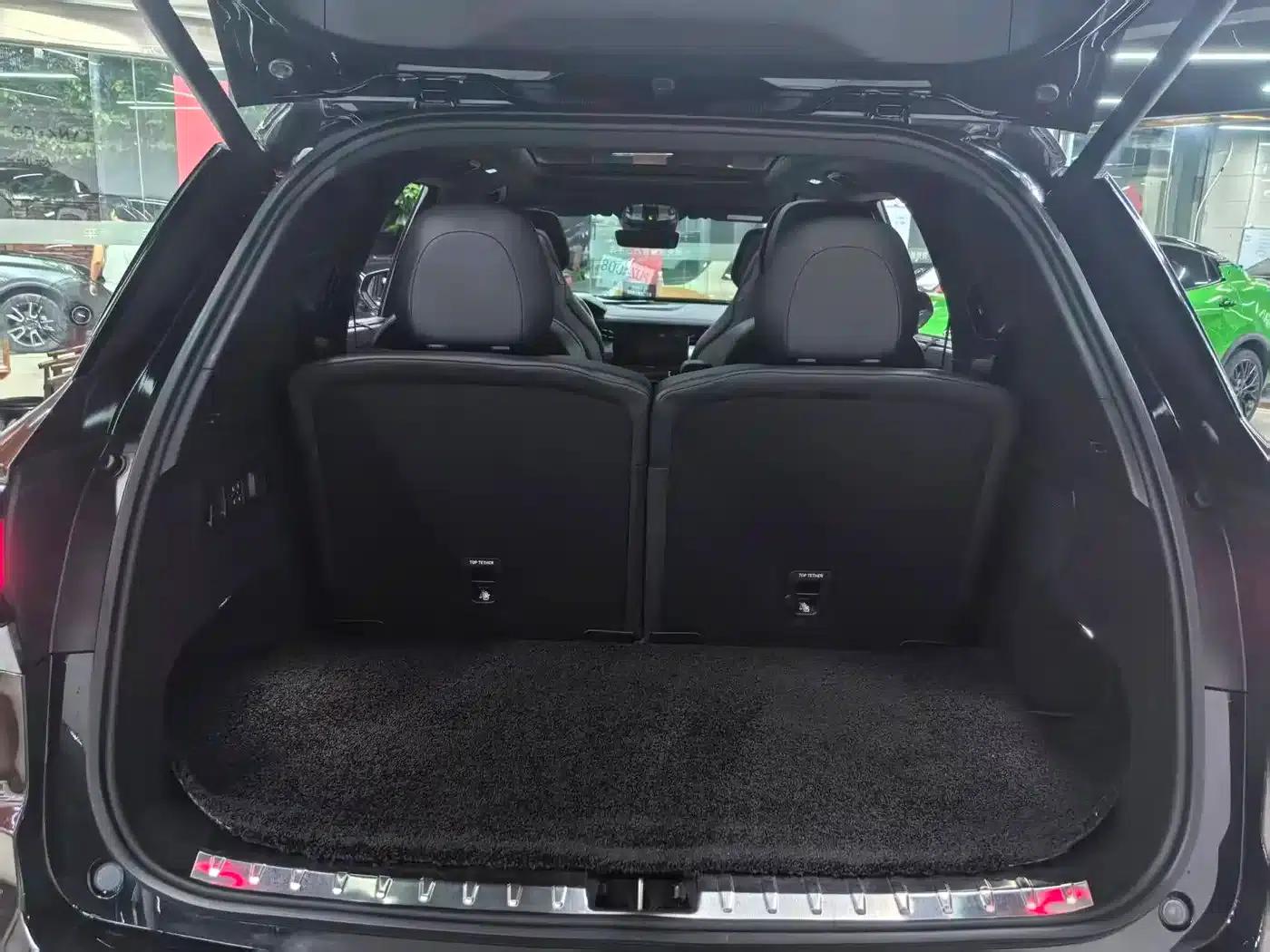 Lynk & Co 09 2021 2.0T Halo 6-seater — миниатюра 13