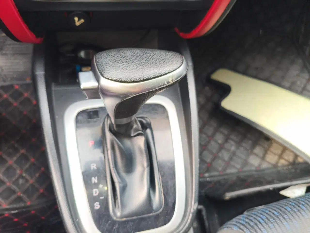 Bestune B30 2016 1.6L Automatic Premium Edition — миниатюра 14