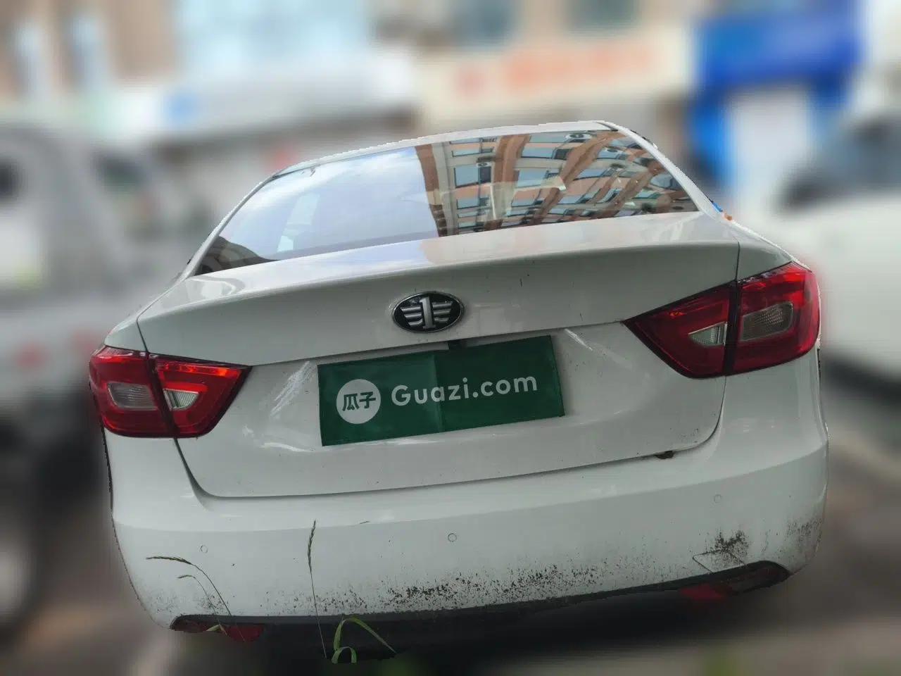 Bestune B30 2016 1.6L Automatic Premium Edition — миниатюра 5