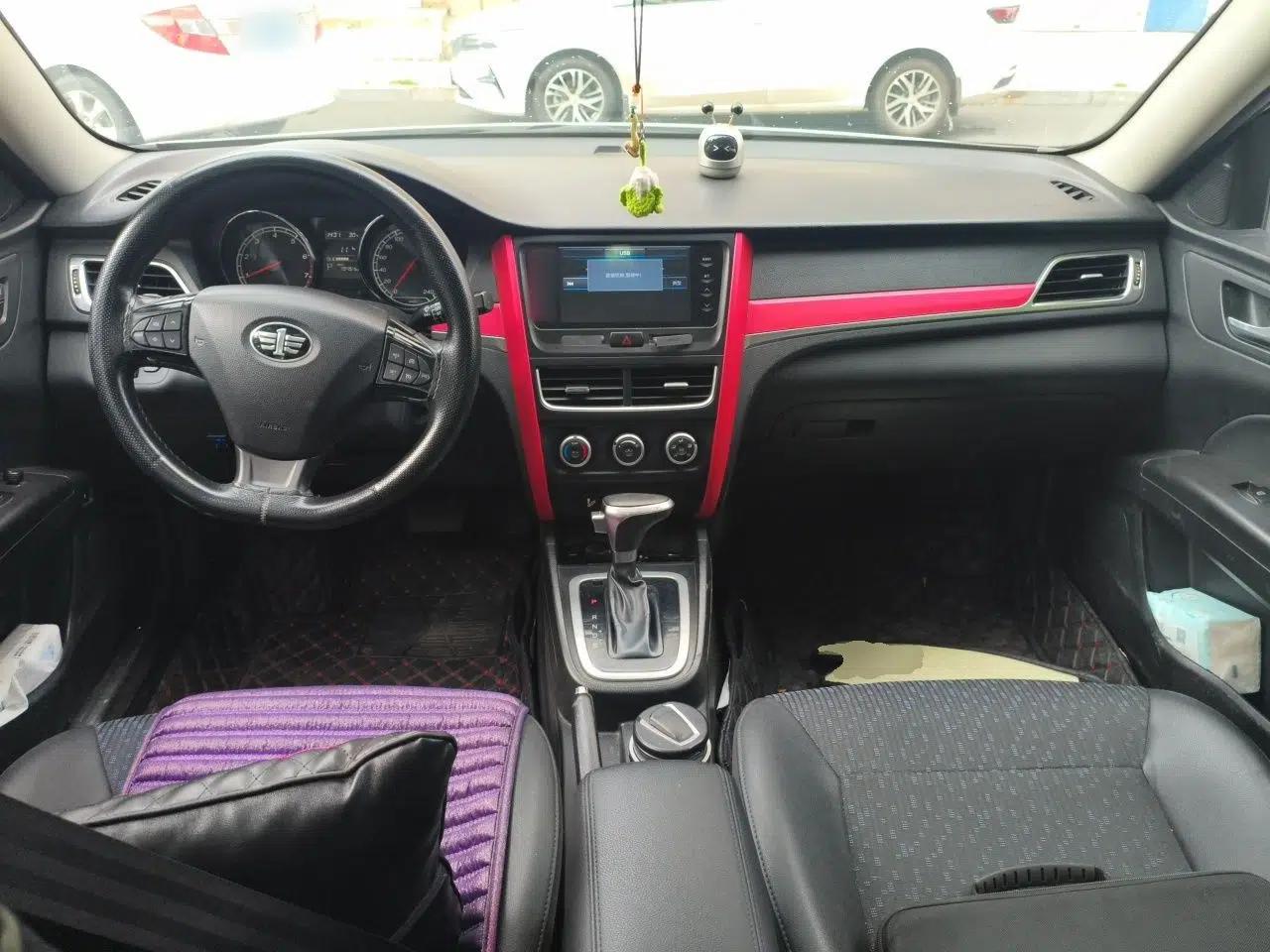 Bestune B30 2016 1.6L Automatic Premium Edition — миниатюра 9