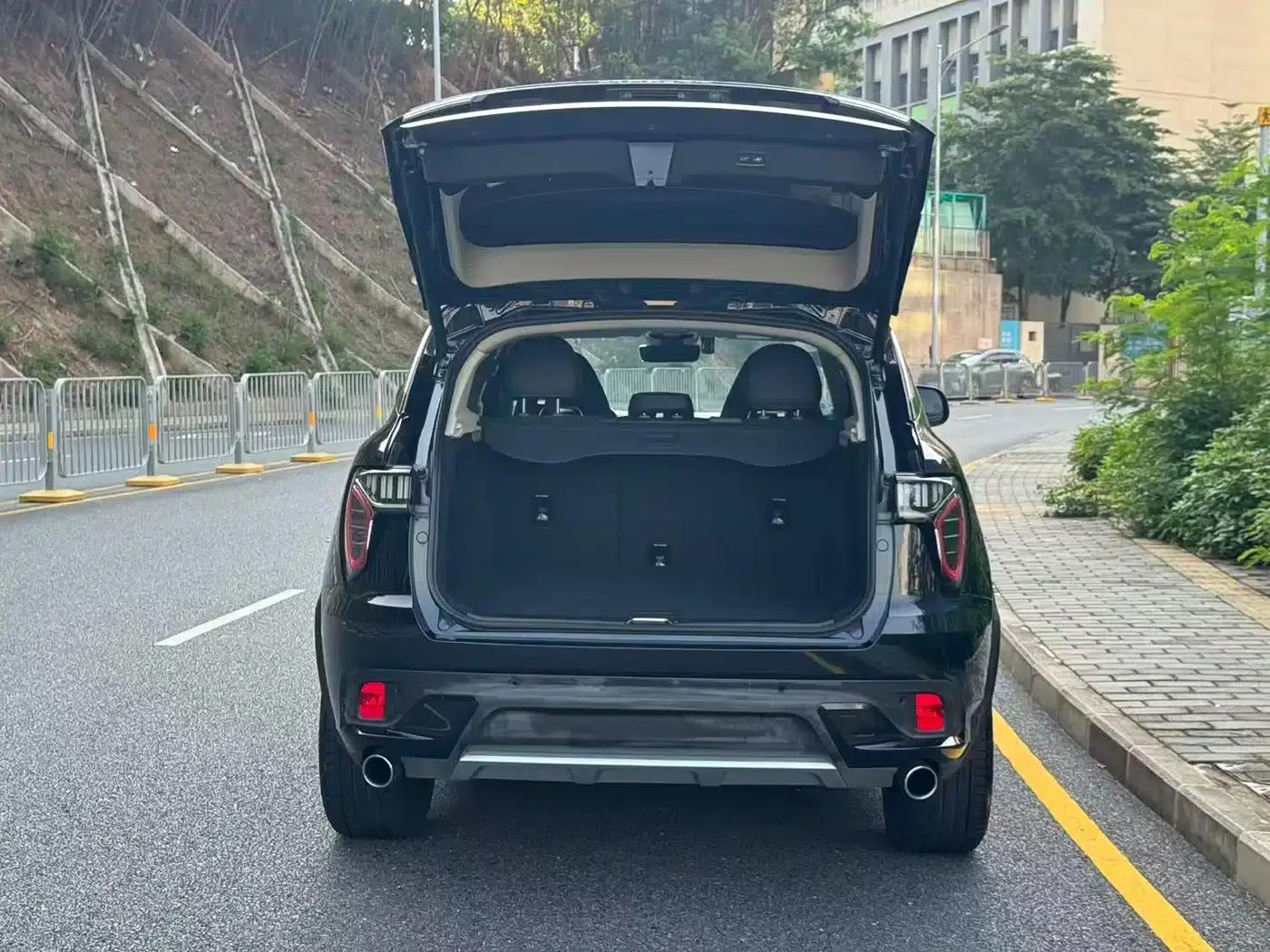 Lynk & Co 01 EM-P 2018 1.5T PHEV Pro (National V Emission Standard) — миниатюра 19