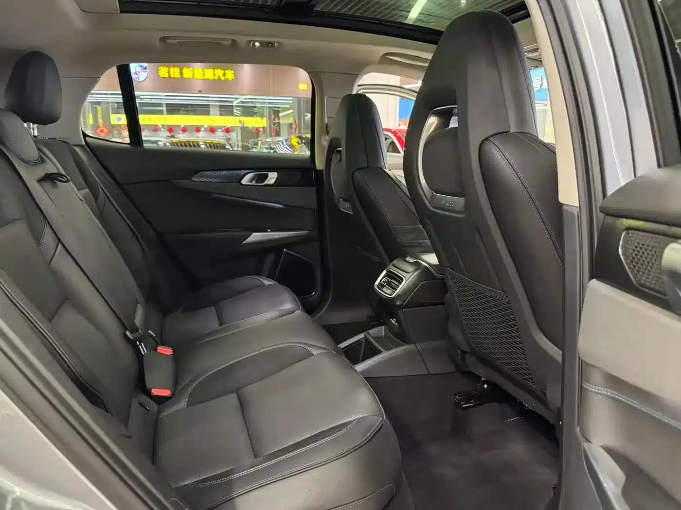 Lynk & Co 01 EM-P 2018 1.5T PHEV Pro (National V Emission Standard) — миниатюра 11