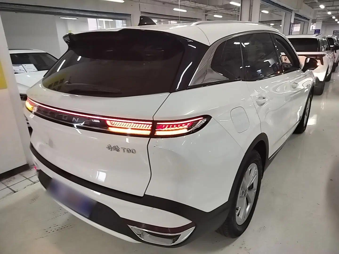 Bestune T90 2023 1.5T DCT Automatic Prestige Edition — миниатюра 6