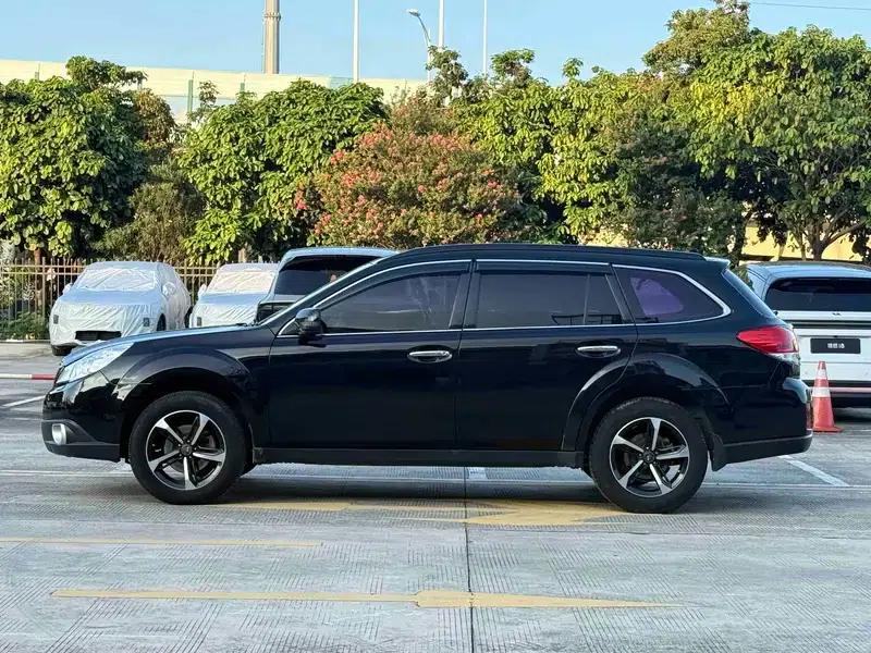 Outback 2011 2.5i Luxury Edition — миниатюра 4