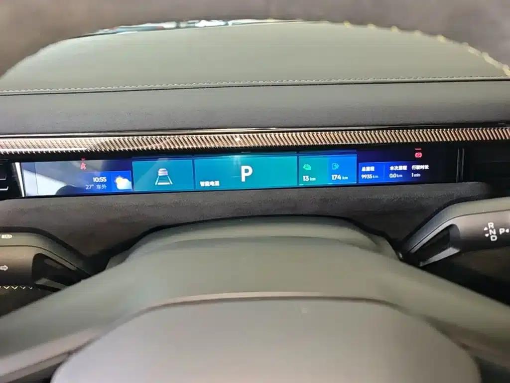 Lynk & Co 10 2025 240 AWD Ultra Sport Edition — миниатюра 12