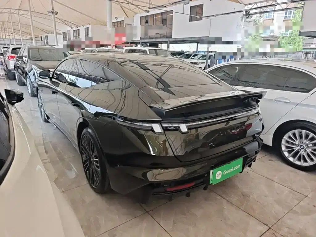 Lynk & Co 10 2025 240 AWD Ultra Sport Edition — миниатюра 5