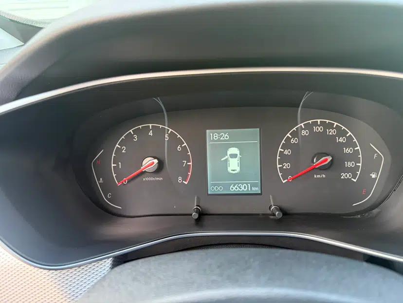 BAIC Beijing X3 2019 1.5T CVT Glory Edition — миниатюра 7