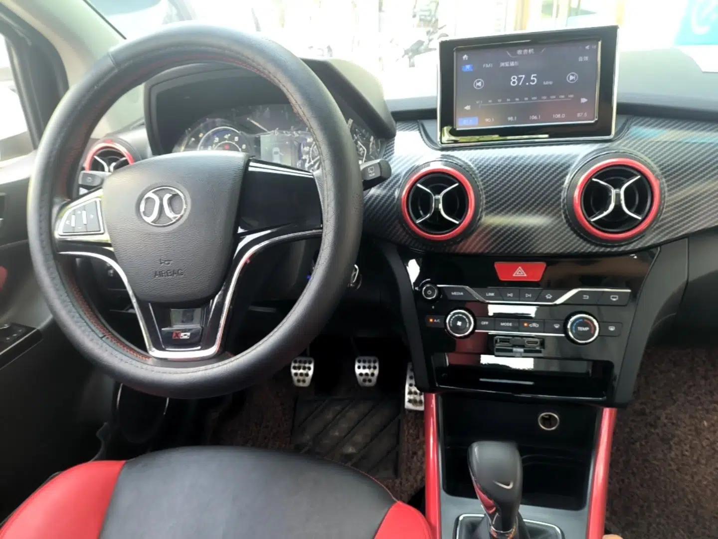 BAIC Senova X25 2015 1.5L manual Comfort trim level — миниатюра 12