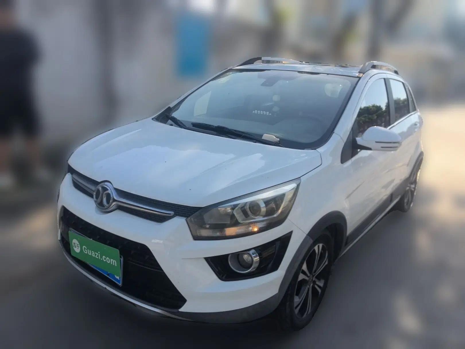 BAIC Senova X25 2015 1.5L Automatic Elite Model — миниатюра 1
