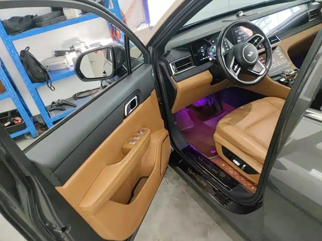 Li Auto ONE 2021 Extended Range 6-Seater — миниатюра 6