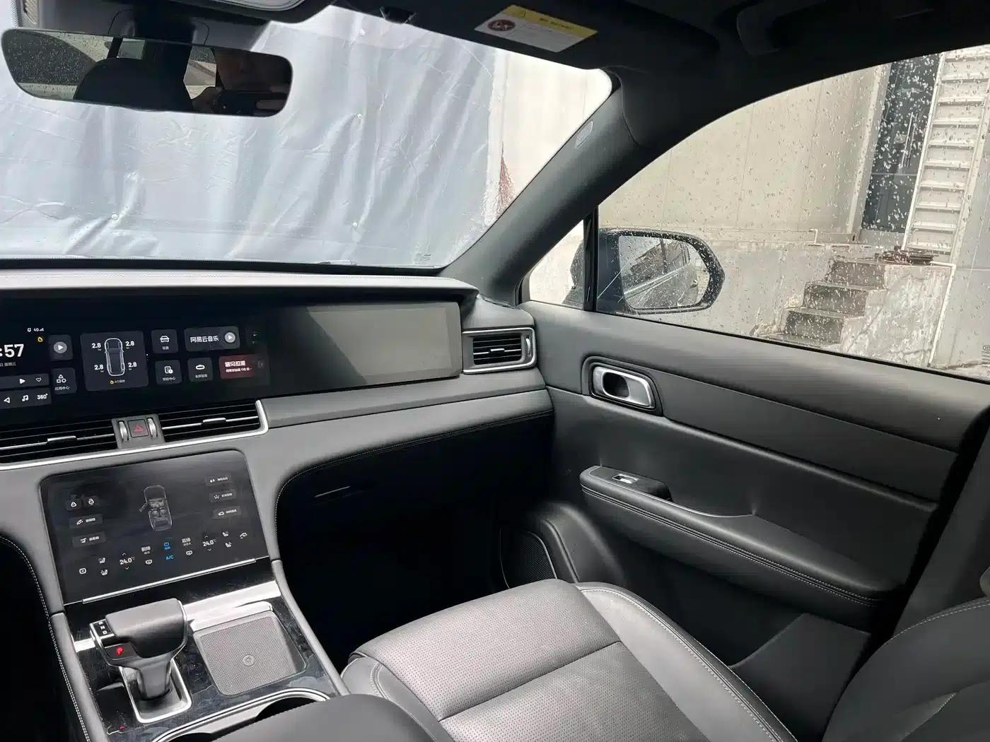 Li Auto ONE 2021 Extended Range 6-Seater — миниатюра 18